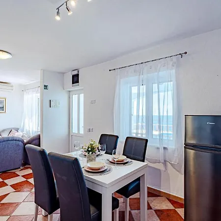 Amazing In Dingac With 2 Bedrooms