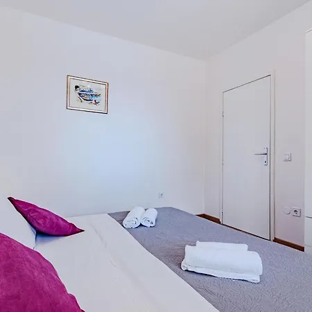 アパート Amazing In Dingac With 2 Bedrooms